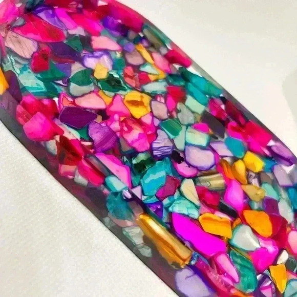 Hand Crafted Resin Colorful Seashell Trinket Tray - Picture 2 of 3